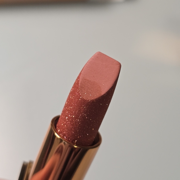 Lipstick Bundle - Tom Ford, YSL, Gucci - Picture 7 of 12